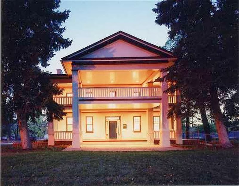 Chase Home Museum of Folk Art