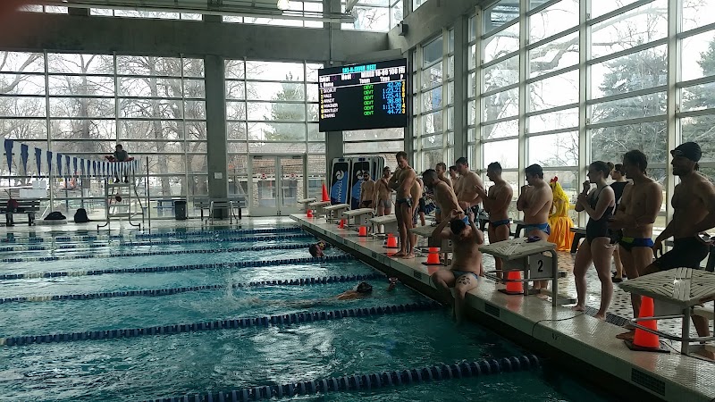 Fairmont Aquatic Center