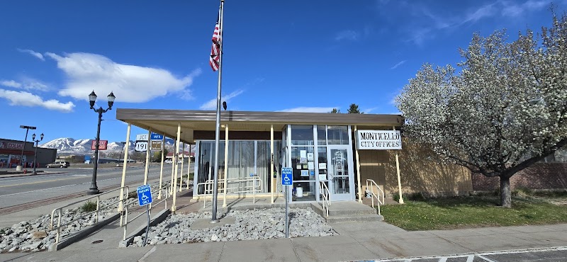 Monticello City Hall